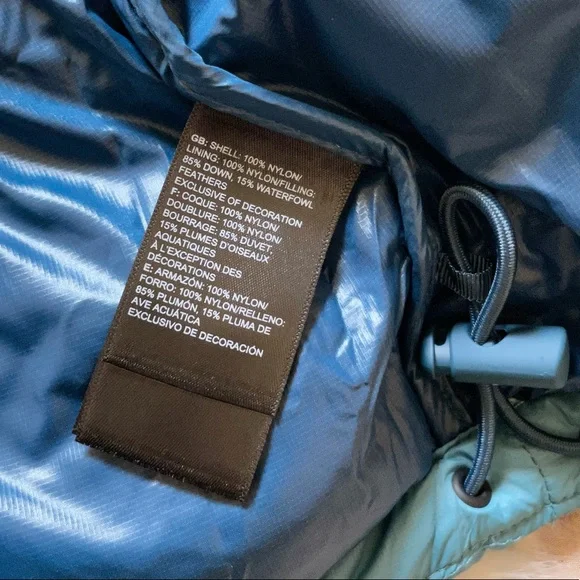 The North Face Women’s Nuptse Belted Mid Jacket - Picture 9 of 12